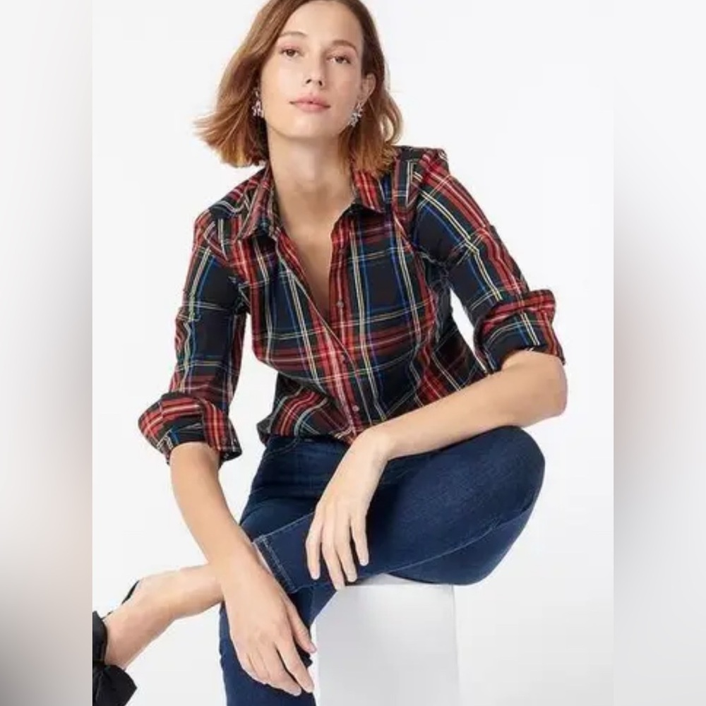J. Crew Blue and Red Casual Button Down Shirt Women’s medium